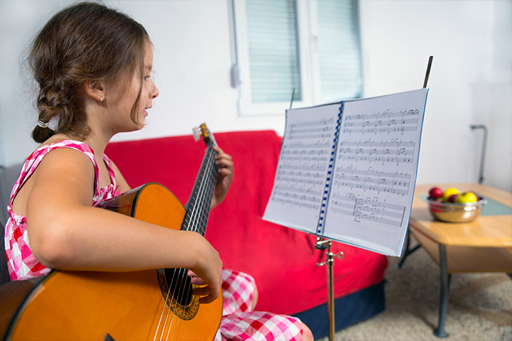 classical guitar-lessons